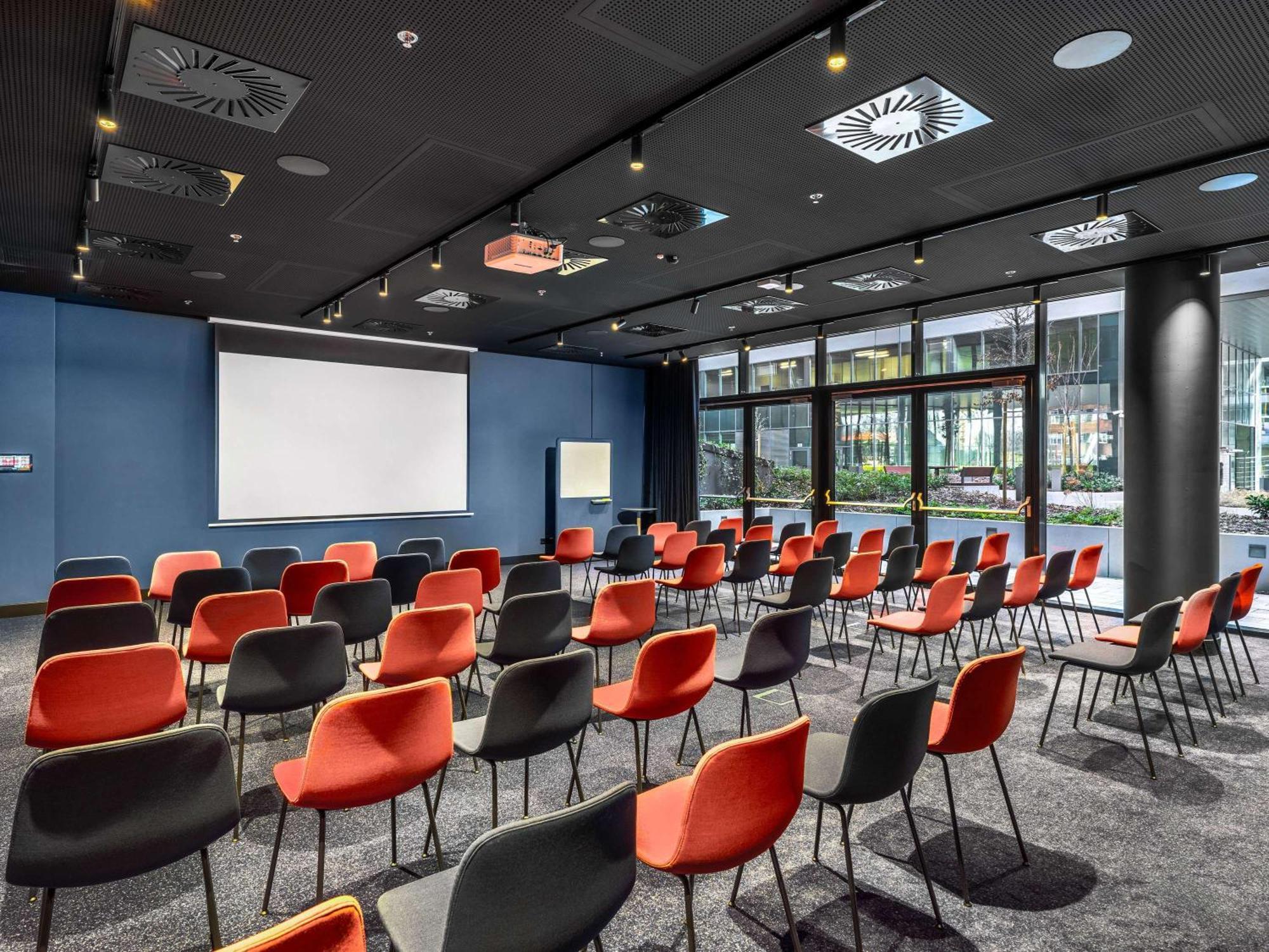 Tribe Budapest Stadium Extérieur photo